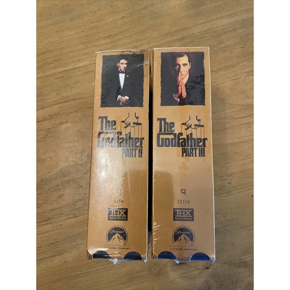 THE GODFATHER PART II And III VHS, FINAL DIRECTORS CUT W/ ADDITIONAL FOOTAGE - Picture 4 of 5